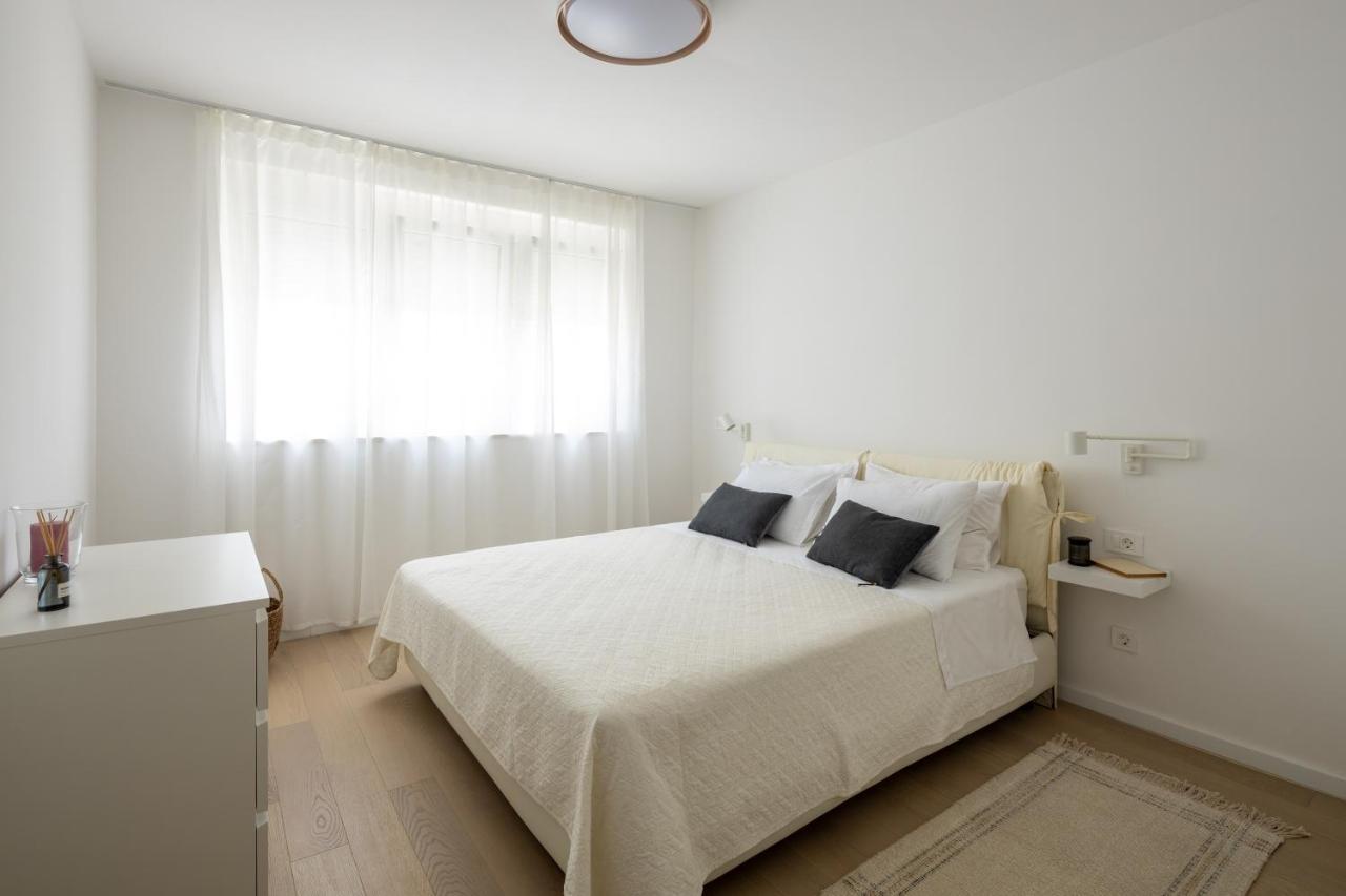 Apartment Nova 4* ドゥギ・ラット エクステリア 写真